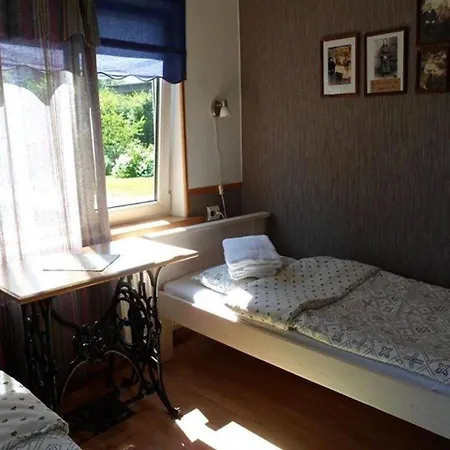 Kivijueri Kuelalistemaja Külalistemaja